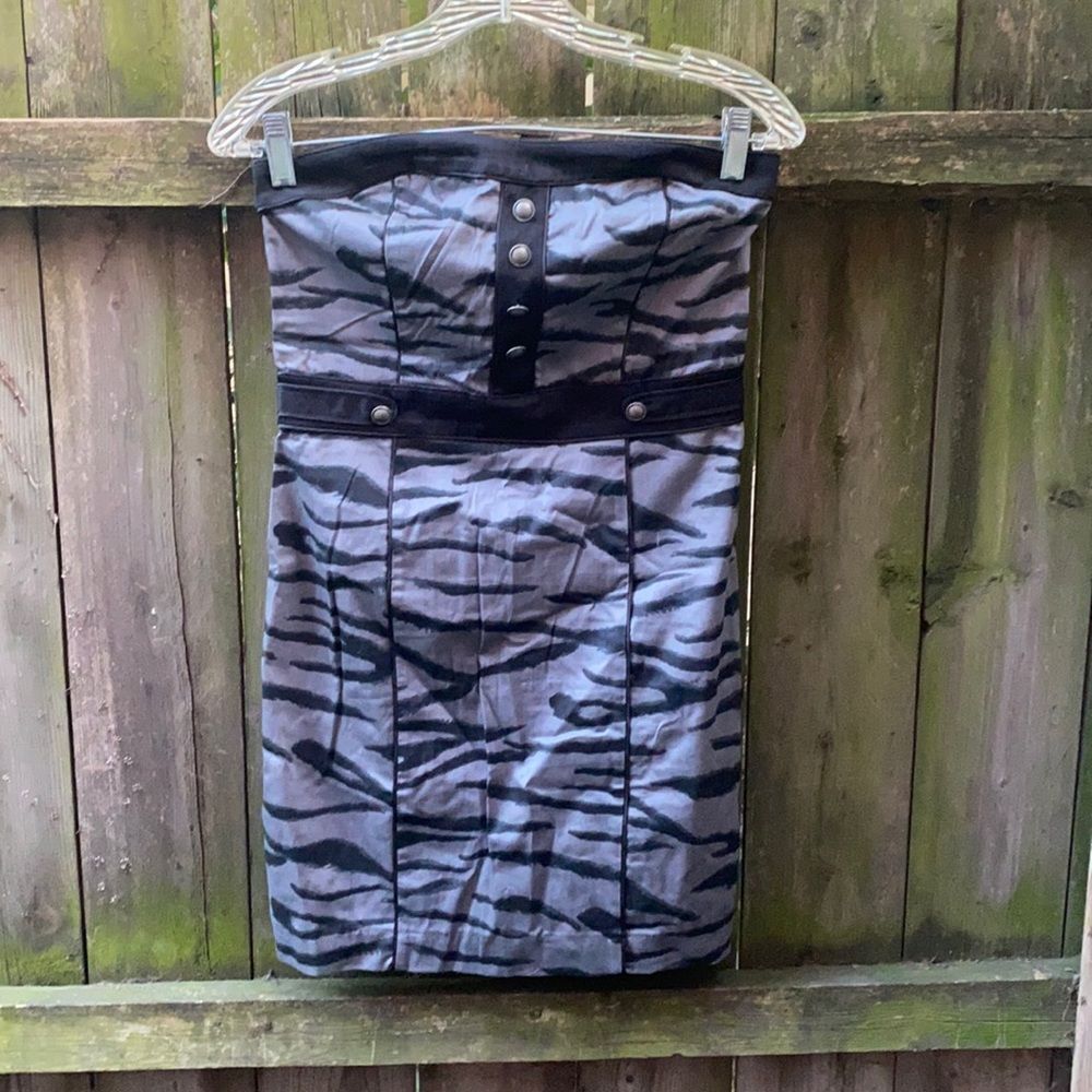 Strapless animal print dress sz. 6